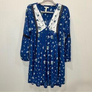 Matilda Jane Long Sleeve Pleated‎ Dress Size M Blue Floral